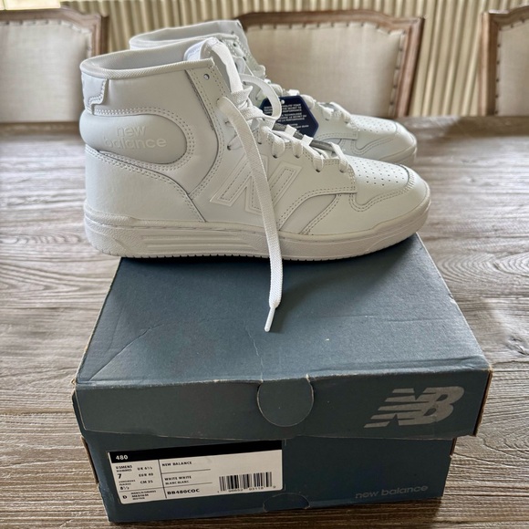 Brand New New Balance Women’s High Top Sneaker Size 8.5 White - Picture 8 of 9